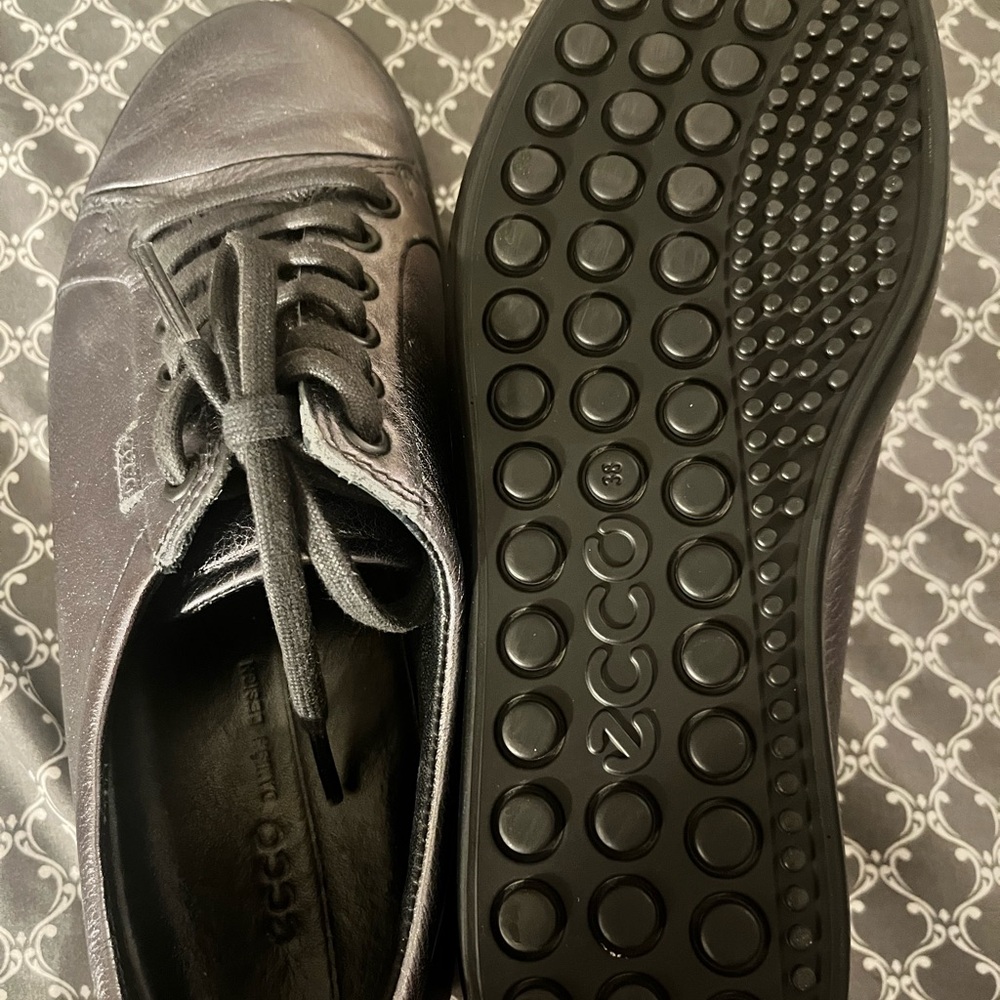 Ecco Women's Sneakers - Picture 4 of 5